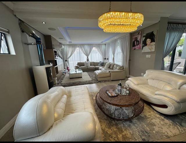 4 BEDROOM HOUSE FOR SALE IN MIDSTREAM RIDGE